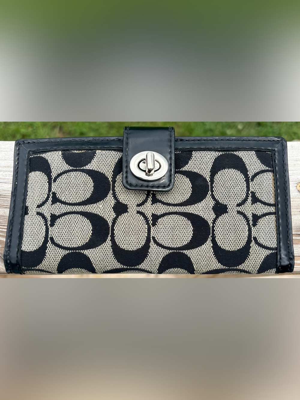 Y2K Coach Signature Canvas Turnlock Wallet in Black/Grey